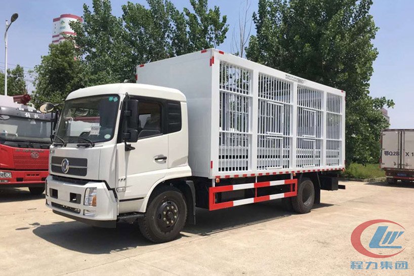 东风天锦6米8运猪车、畜禽运输车侧面图